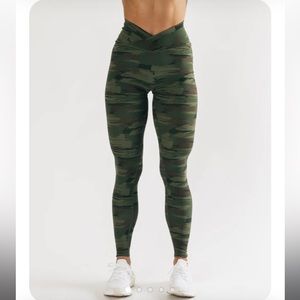 alphalete surface power leggings